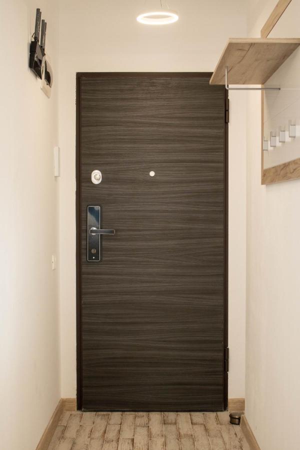 Yzza Apartament Năvodari Exteriér fotografie