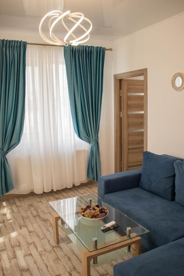 Yzza Apartament Năvodari Exteriér fotografie