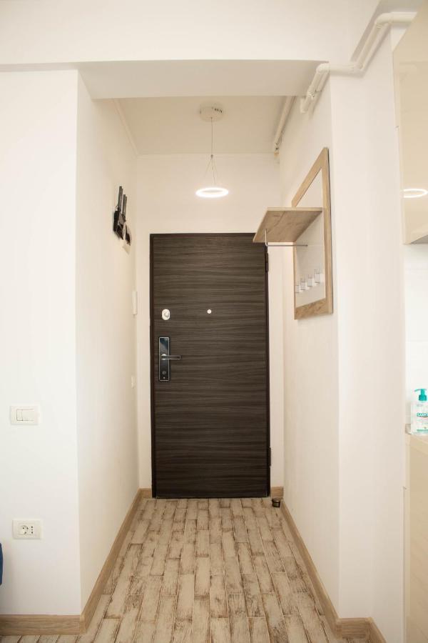 Yzza Apartament Năvodari Exteriér fotografie