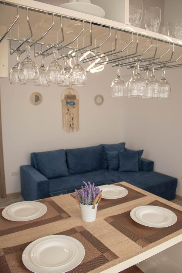 Yzza Apartament Năvodari Exteriér fotografie